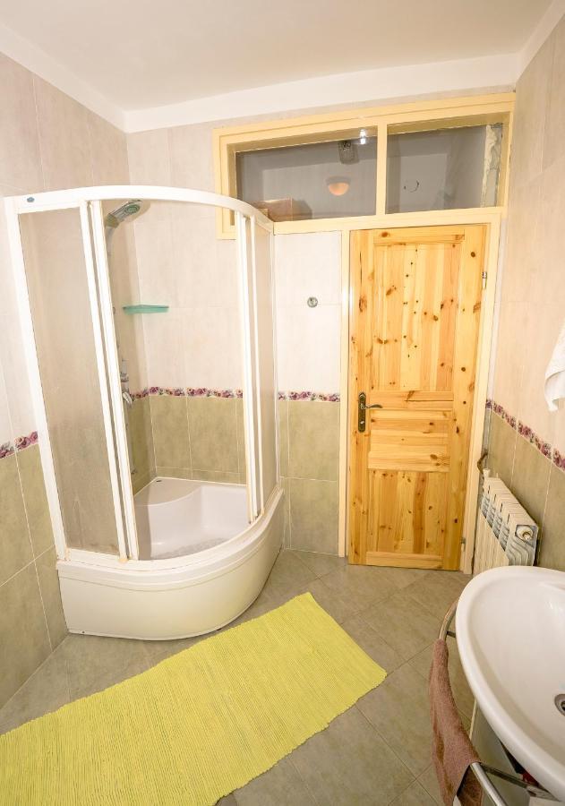 Guest House Ab Adria Home โรวีน ภายนอก รูปภาพ
